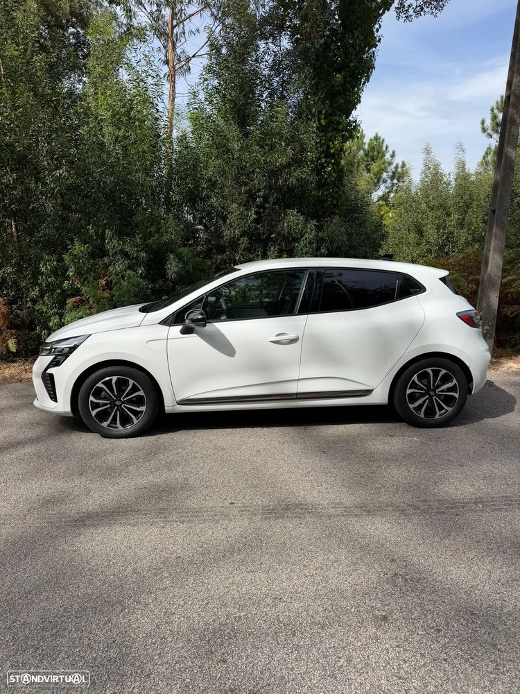 Renault Clio - 1