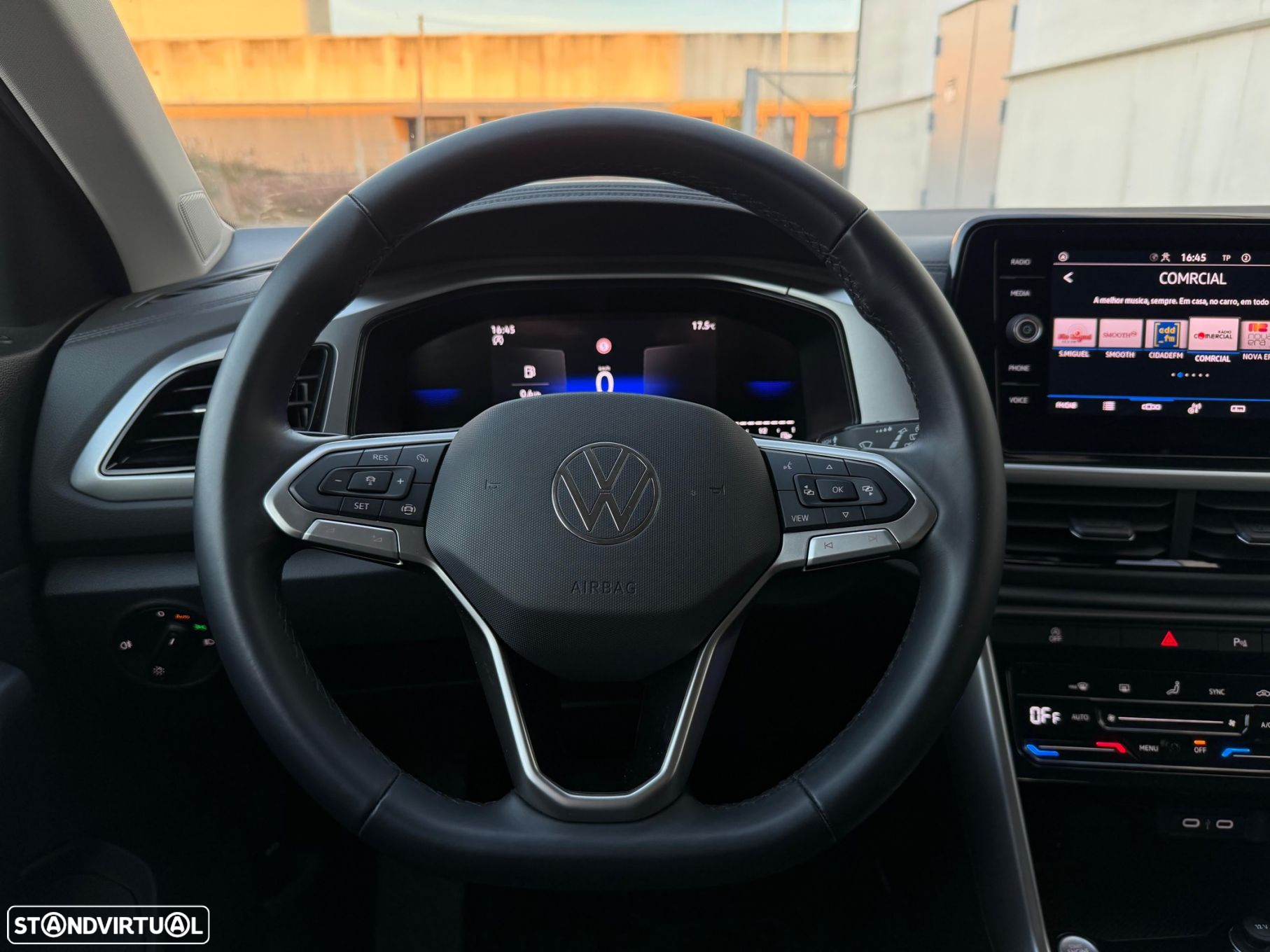 VW T-Roc 1.0 TSI Urban - 8