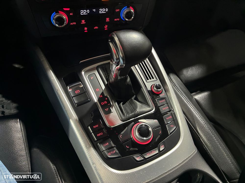 Audi Q5 2.0 TDI quattro Business Line S-line S-tronic - 24