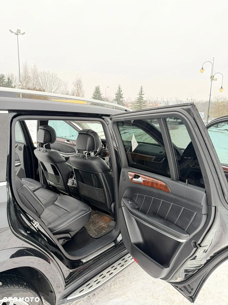 Mercedes-Benz GL 500 4Matic (BlueEFFICIENCY) 7G-TRONIC - 21