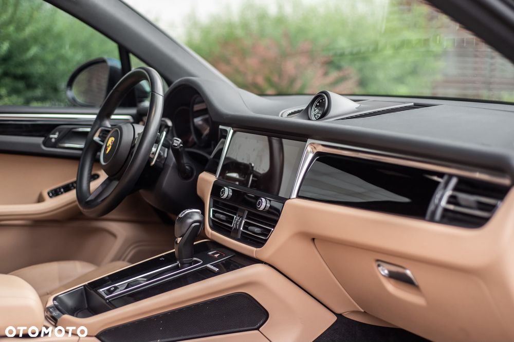 Porsche Macan Standard - 10