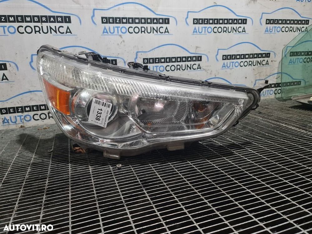 Far Dreapta Mitsubishi ASX Facelift 2012 2012 - 2016 SUV 4 Usi (1338) Cu lupă - 1