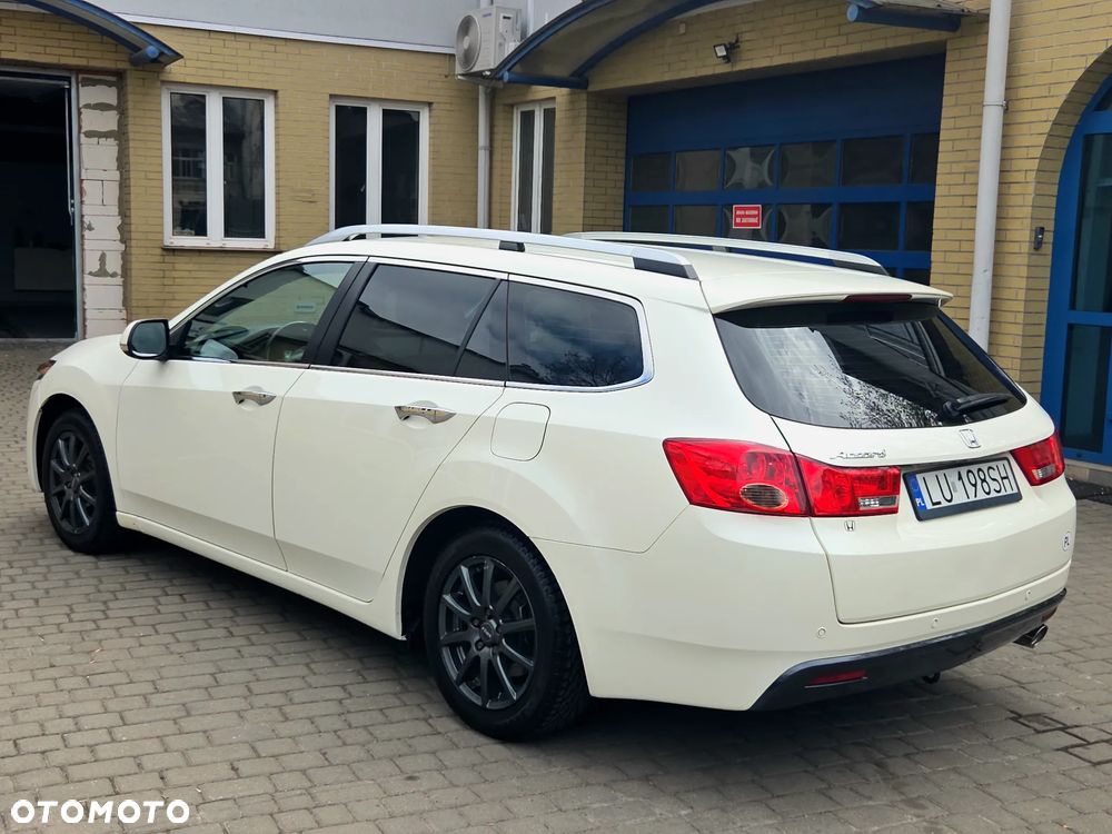 Honda Accord - 17