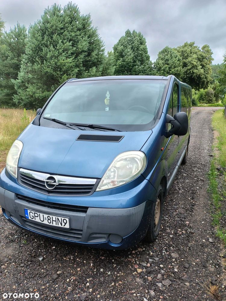 Opel Vivaro - 1