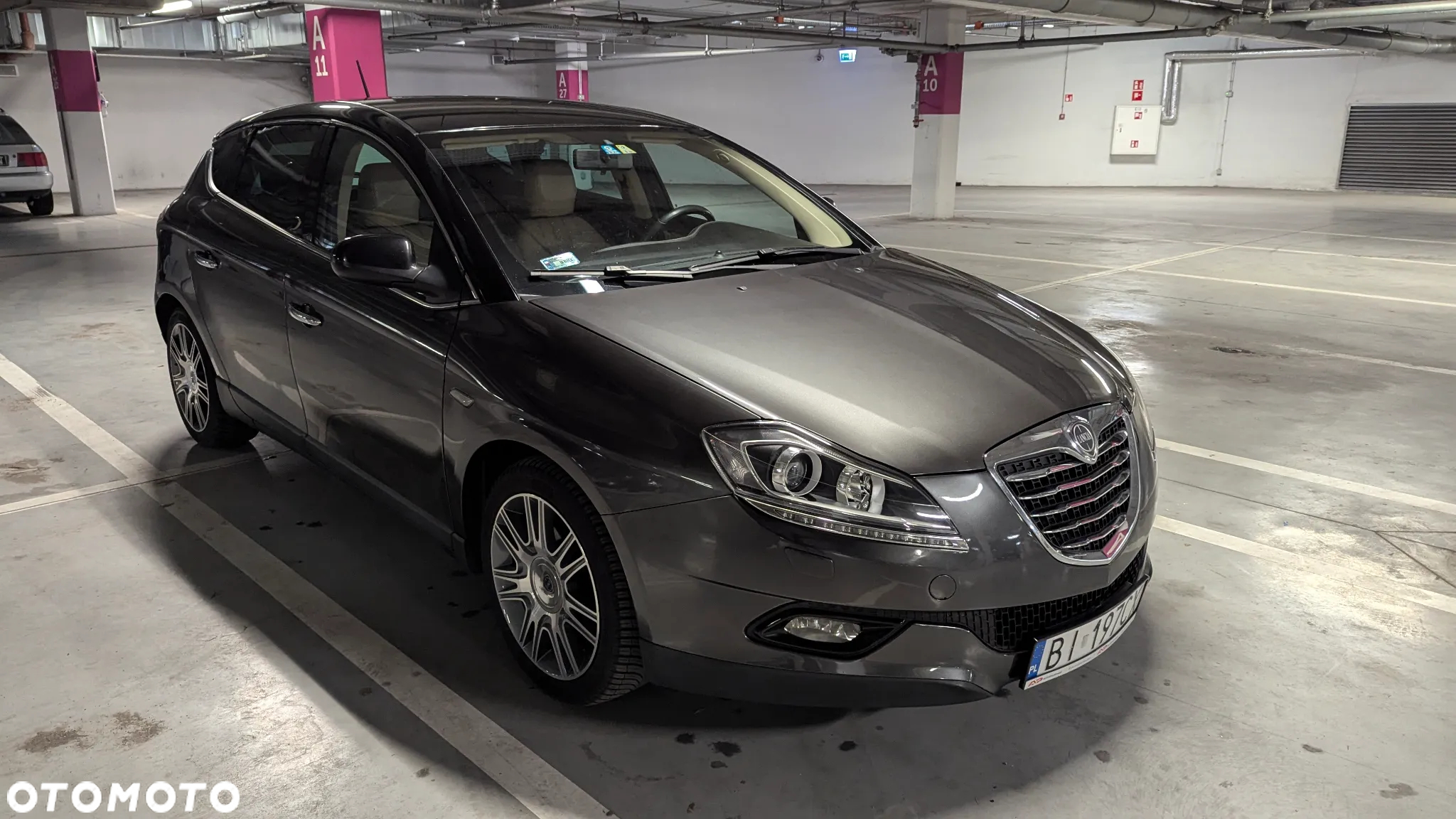 Lancia Delta 1.9 MJ TB Platinum - 12