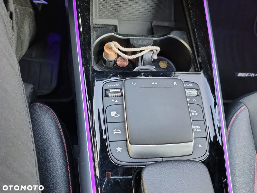 Mercedes-Benz EQB 300 4Matic AMG Line - 29