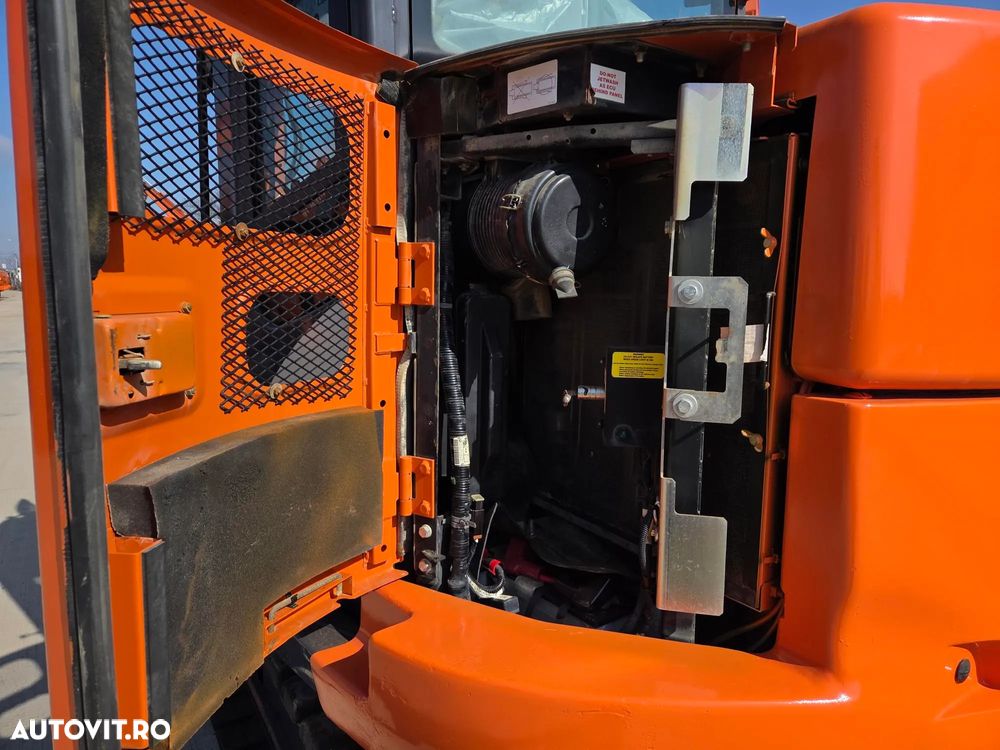 Hitachi ZX85, 2022, 2.491h, 8,6t, CUPLA RAPIDA HIDRAULICA+3 CUPE NOI, LAMA NIVELARE, ad sapare 5m, inst picon, instalatia rotire atasament, senile cauciuc, AC, Camera spate, ridica 4,5t, latime 2,2m, CA NOU, posibilitate leasing 4 ani-PROMOTIE 62.900 EUR+Tva - 10