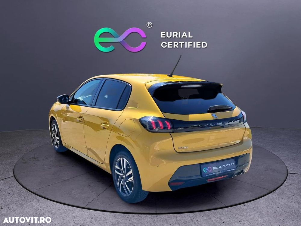 Peugeot 208 1.2 L PureTech STT EAT8 Allure Pack - 12