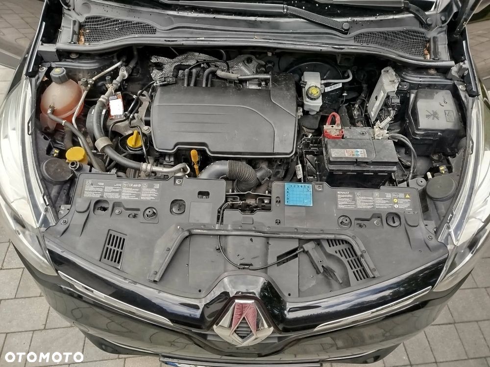 Renault Clio 1.2 16V 75 LIMITED - 27