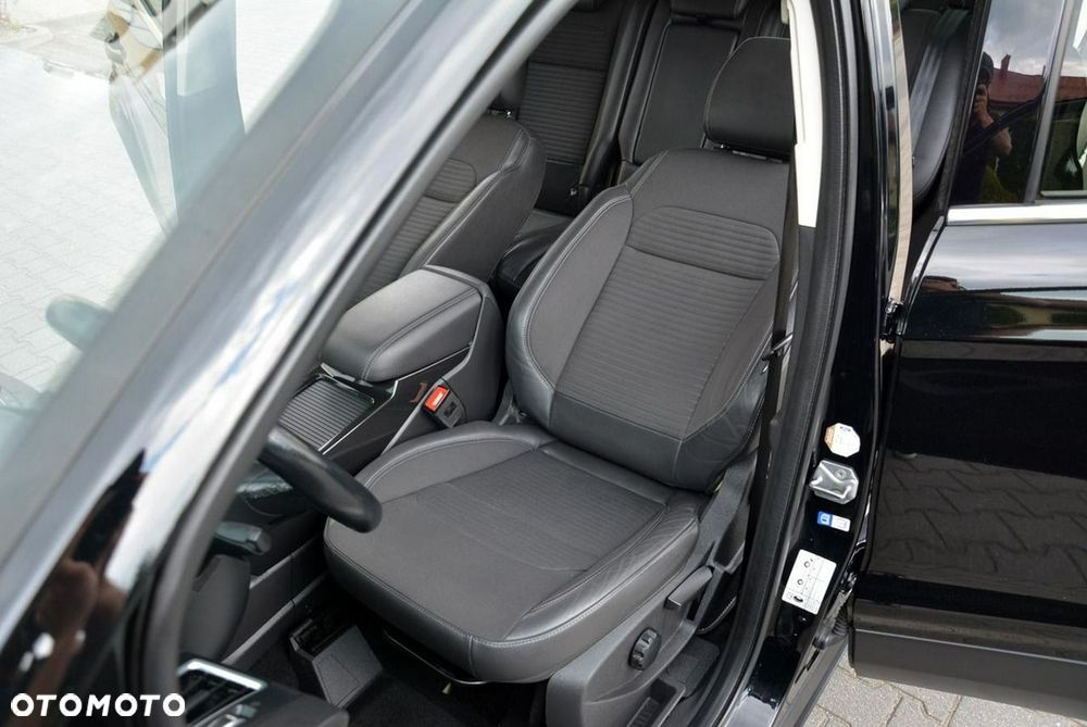 Ford Kuga 1.5 EcoBoost 2x4 Titanium - 21
