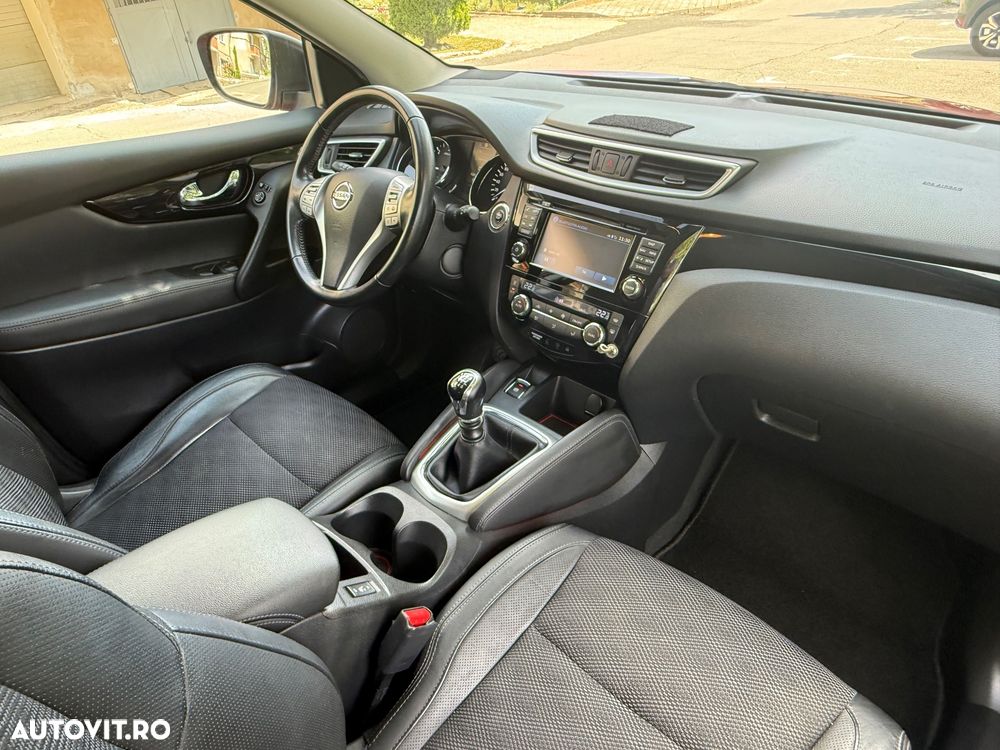 Nissan Qashqai 1.6L dCi Start/Stop 4X4-i Tekna - 21