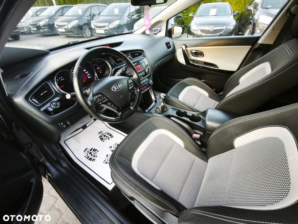 Kia Ceed - 7