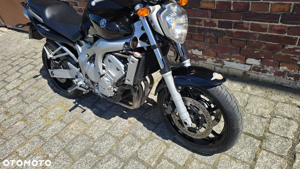 Yamaha FZ6 - 30