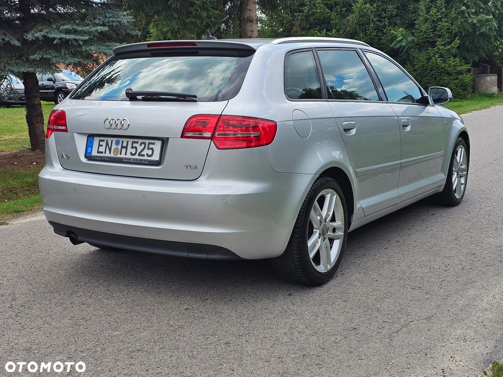 Audi A3 Sportback 2.0 TDI DPF S line Sportpaket - 3