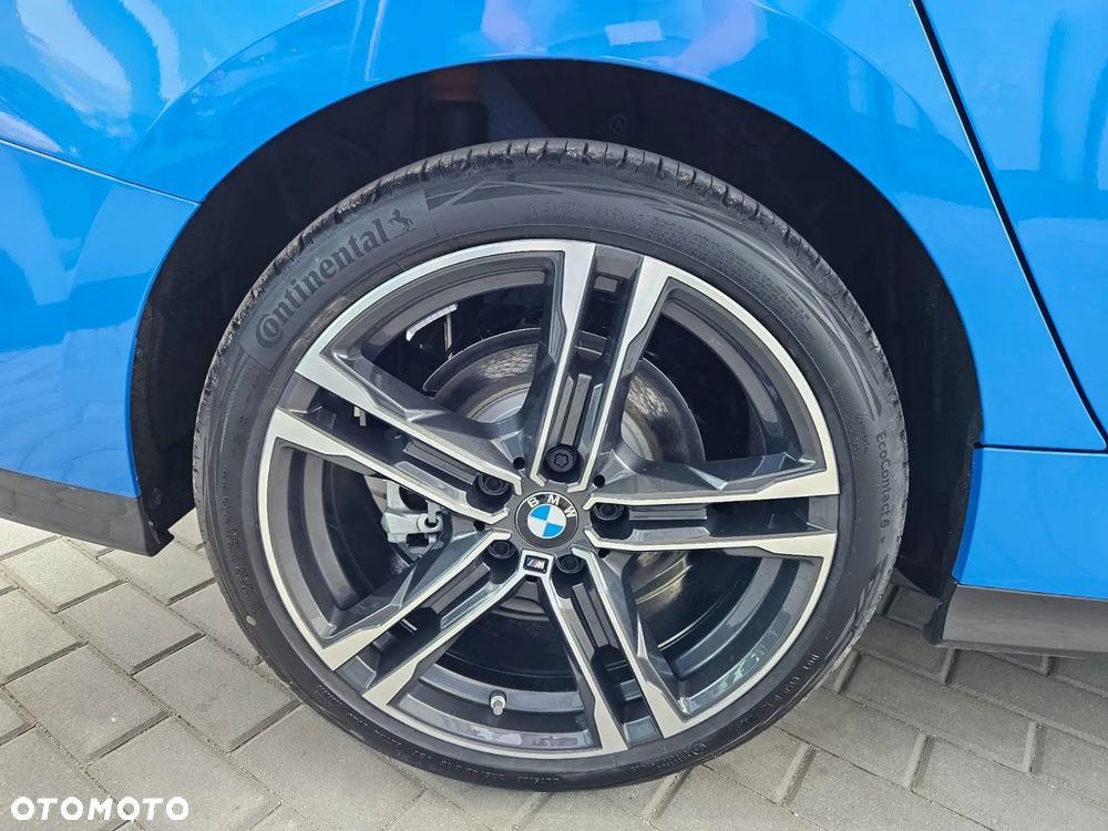 BMW Seria 2 218i - 25