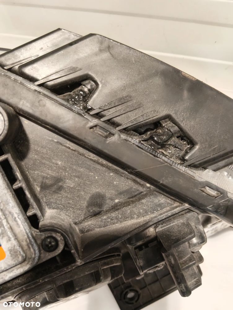 KIA Niro XENON KOMPLET LAMP PRZEDNICH D10R / D10L - 10