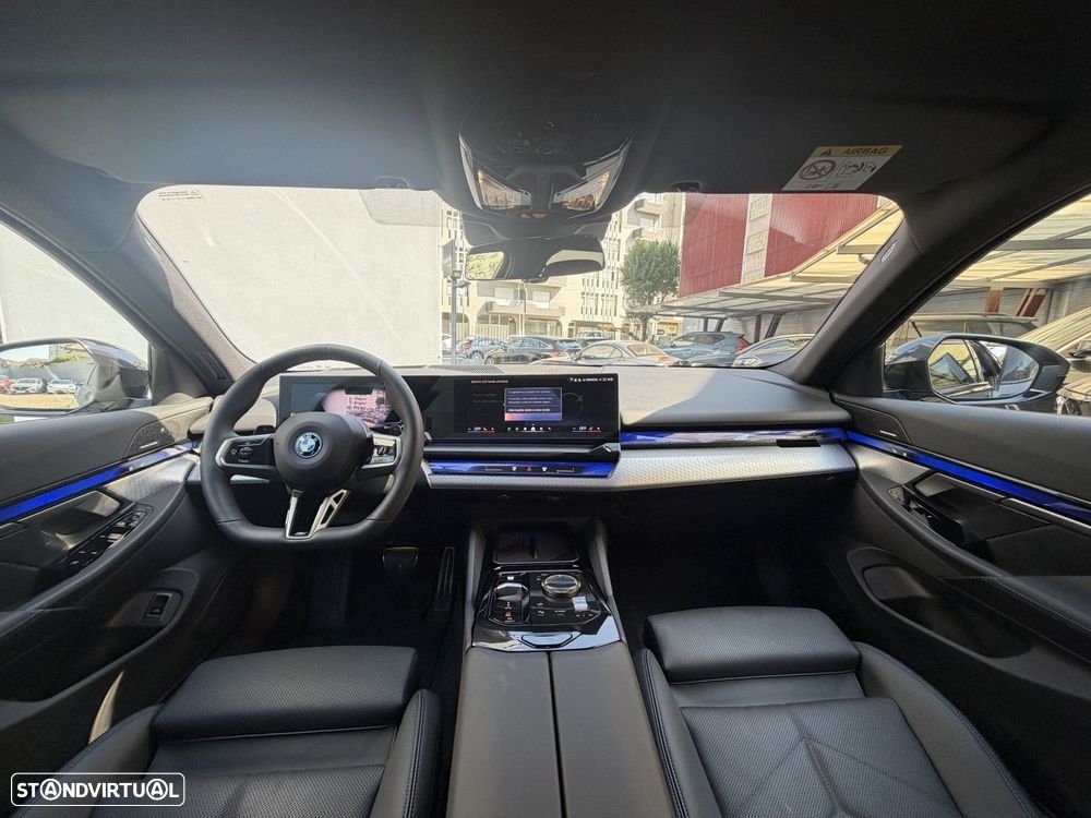 BMW 530 e Pack Desportivo M Pro - 31