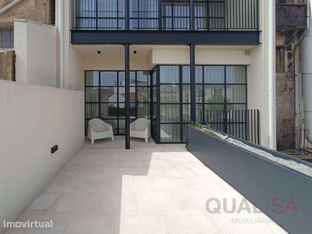 Apartamento T1 novo equipado, mobilado e com terraço, no centro his... - Grande imagem: 3/38