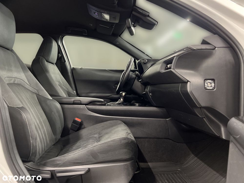 Lexus UX 200 GPF Business Edition 2WD - 11