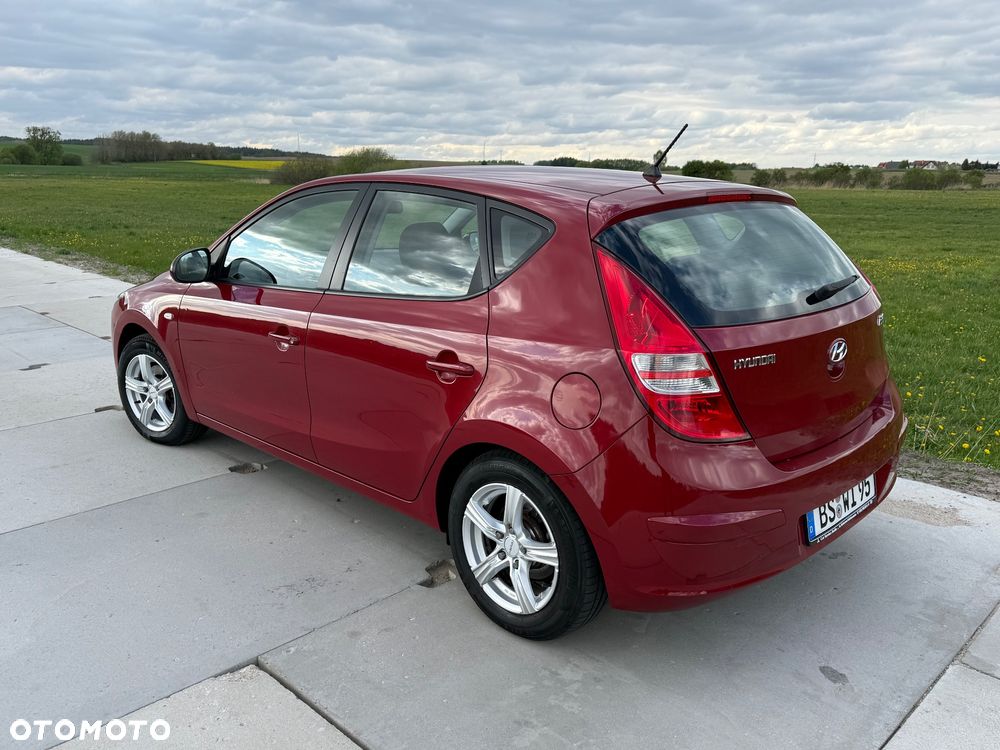Hyundai i30 1.4 Base - 3