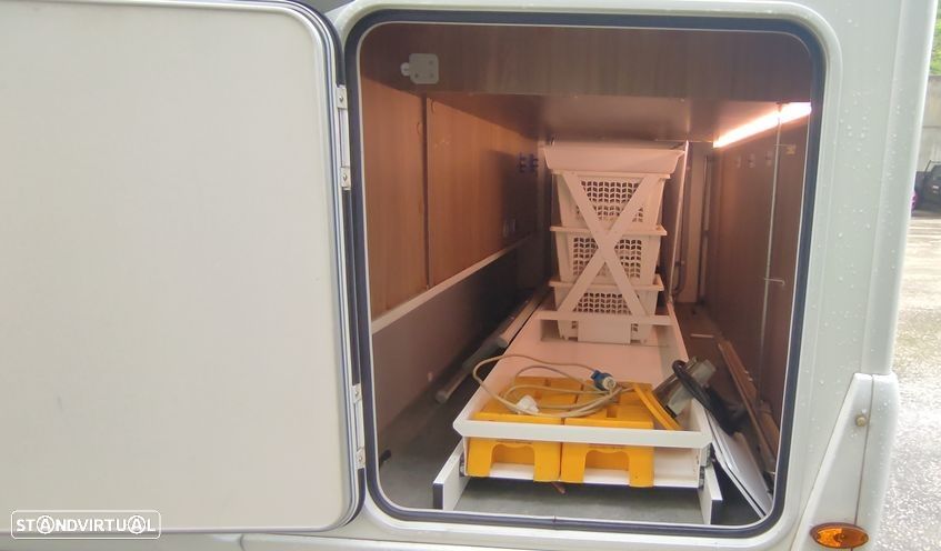Pilote Essential P746 (Cama central - GPL) - 18