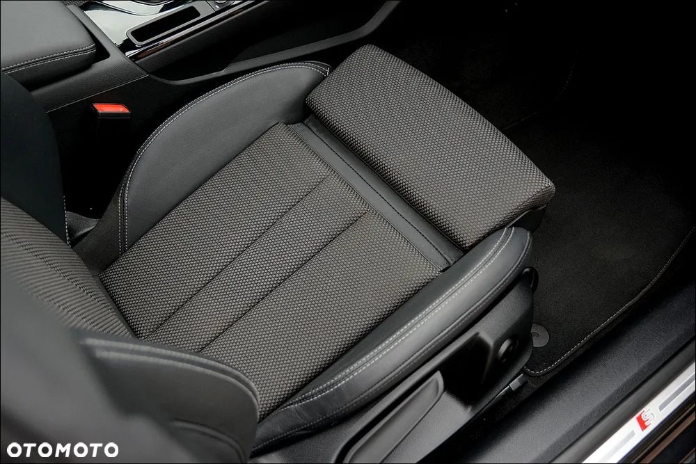 Audi A5 Sportback 40 TFSI S tronic S line business - 26