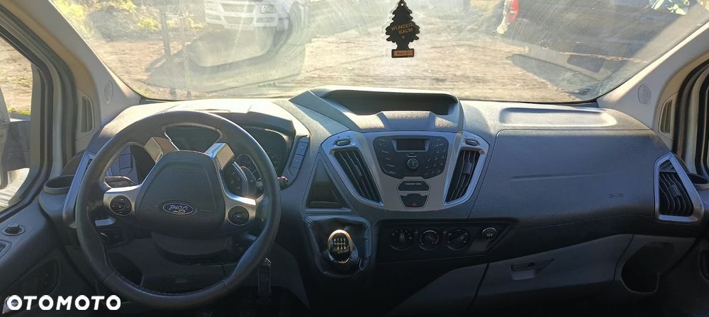 Ford Transit Custom 2015 photo 2