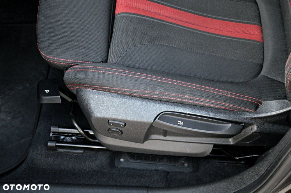 BMW Seria 2 - 21