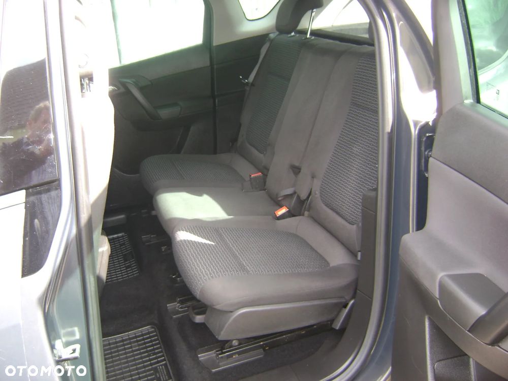 Opel Meriva - 9