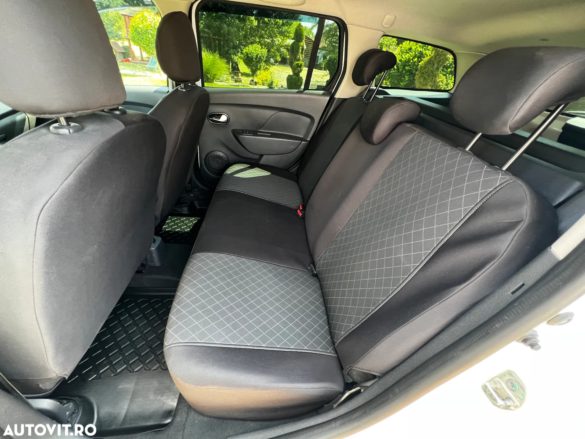 Dacia Logan MCV 1.5 dCi 90 CP Laureate - 28