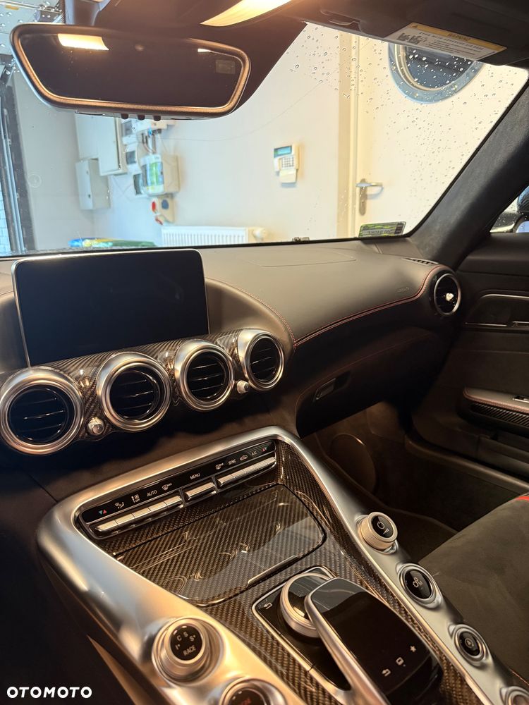 Mercedes-Benz AMG GT S - 15