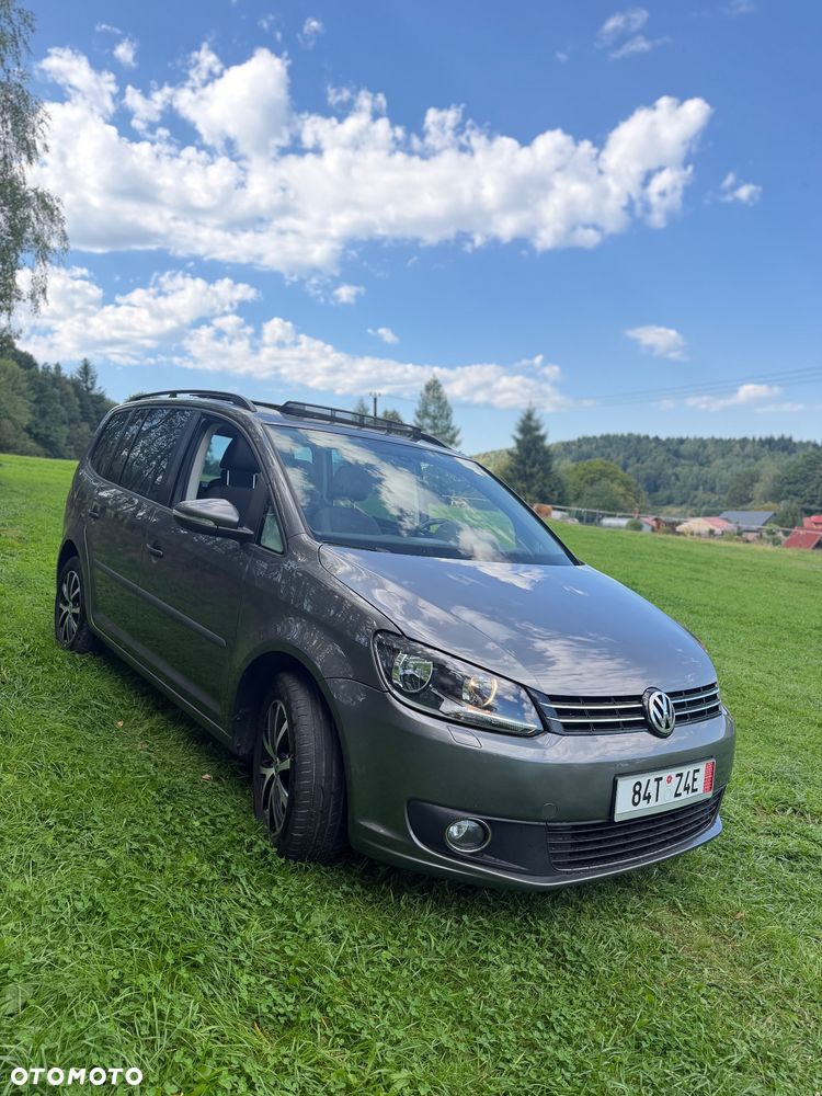 Volkswagen Touran 1.6 TDI DPF BlueMot Comfortline - 2