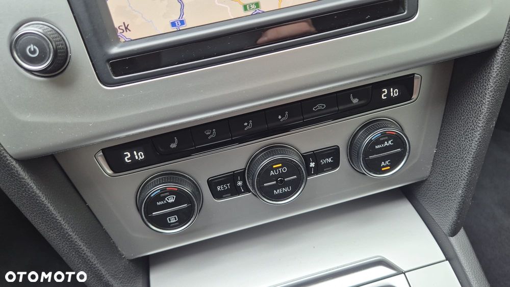 Volkswagen Passat 2.0 TDI (BlueMotion Technology) Comfortline - 10