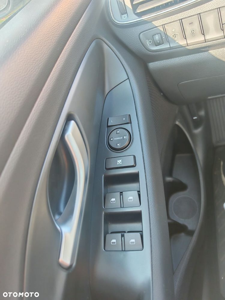 Hyundai i30 1.5 DPI Classic + - 19