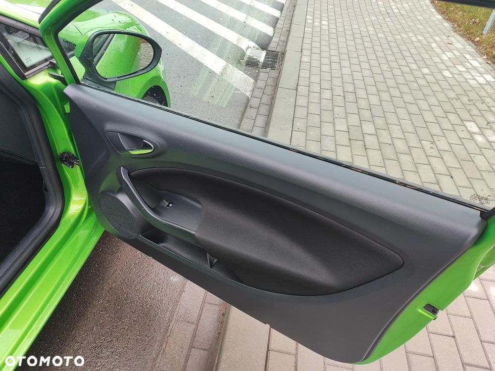 Seat Ibiza SC 1.2 TSI Ecomotive Copa - 32