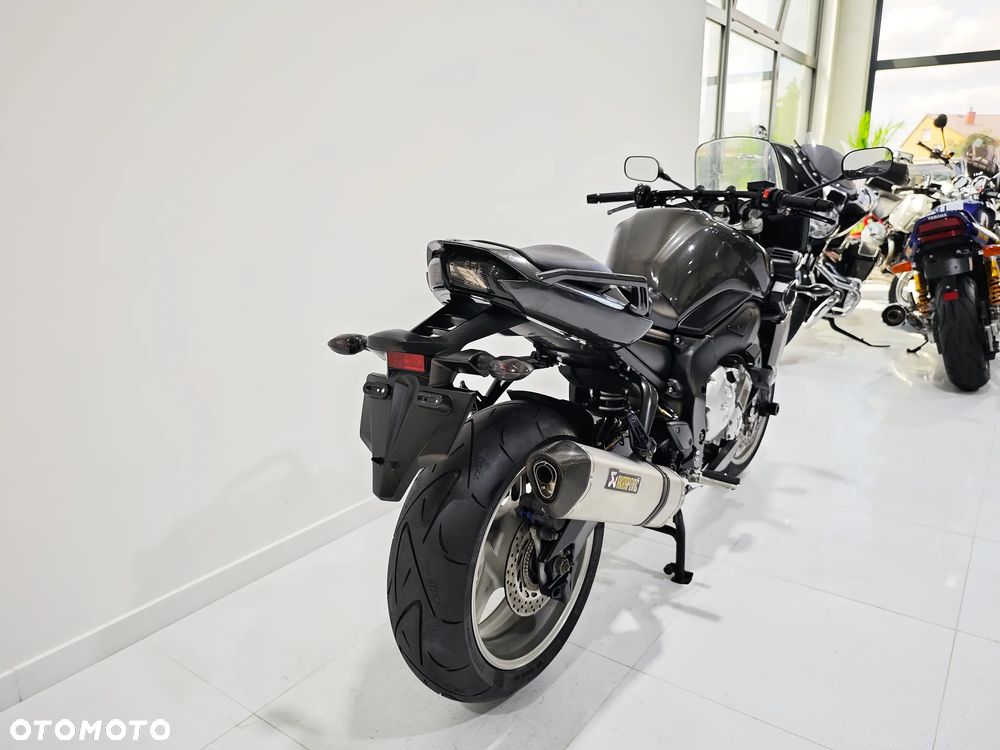 Yamaha FZ - 14