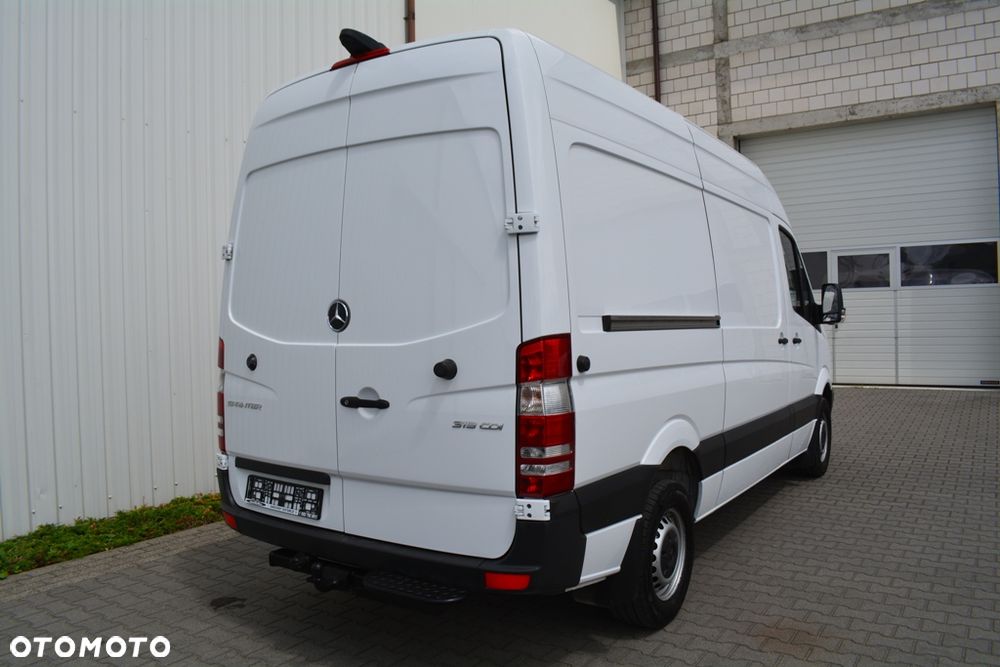 Mercedes-Benz Sprinter 319 CDI 3.0V6 - 6