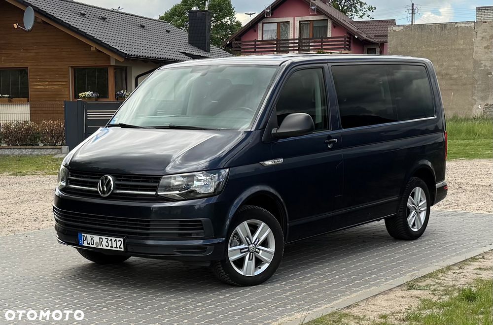 Volkswagen Multivan - 1