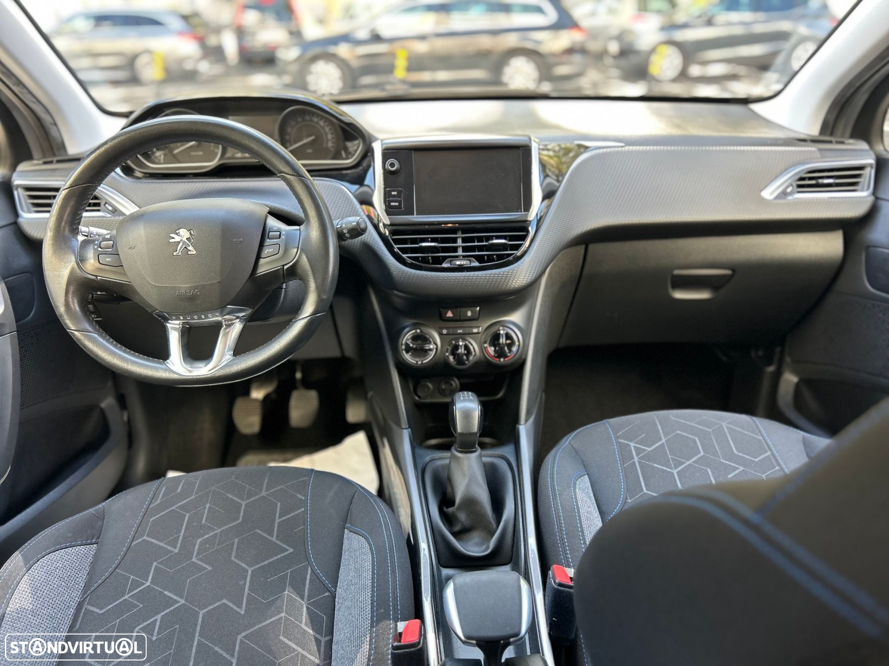 Peugeot 2008 1.2 PureTech Style - 13