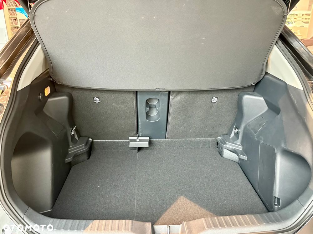 Toyota Yaris Cross Hybrid 1.5 Executive - 6