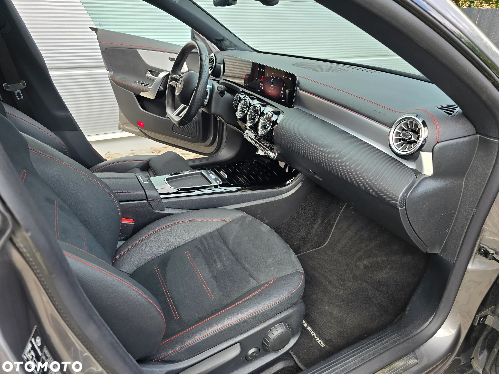 Mercedes-Benz CLA 250 e 8G-DCT AMG Line Advanced Plus - 20
