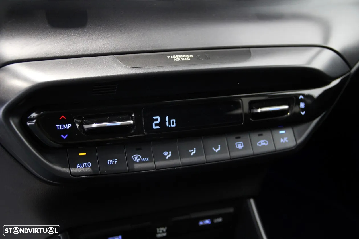 Hyundai Bayon 1.0 T-GDI Premium TT - 26