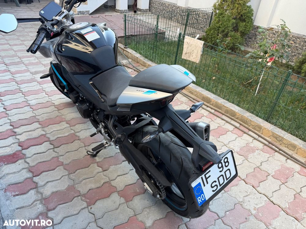 CF Moto 400NK ABS - 5