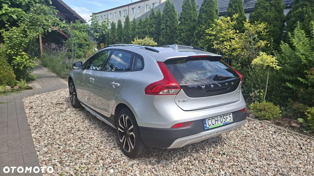 Volvo V40 D2 Drive-E Momentum - 11
