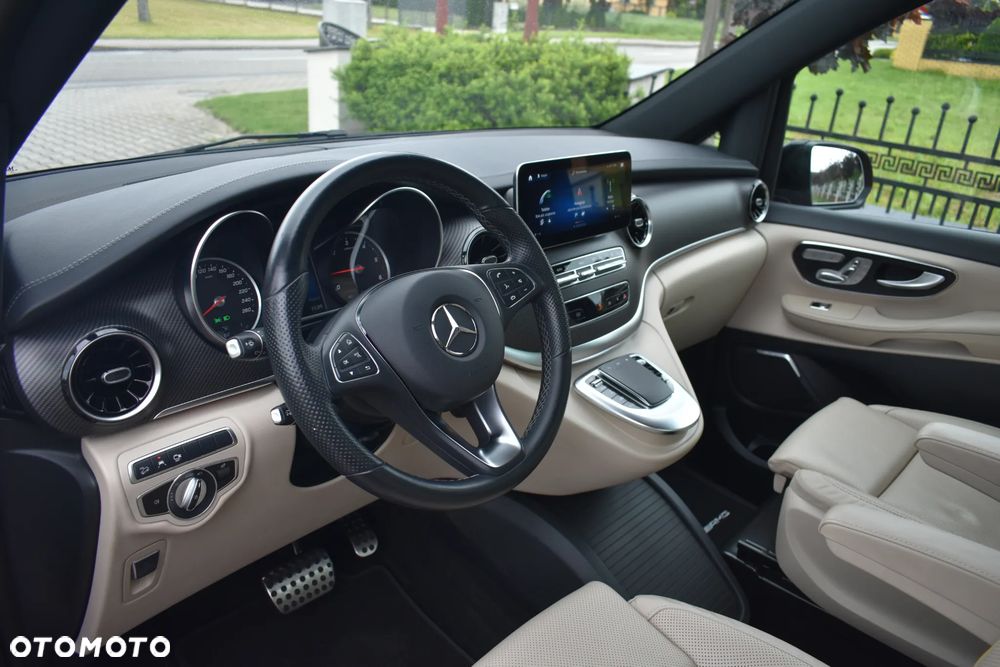 Mercedes-Benz Klasa V 300 d 4-Matic Exclusive 9G-Tronic (d³ugi) - 23