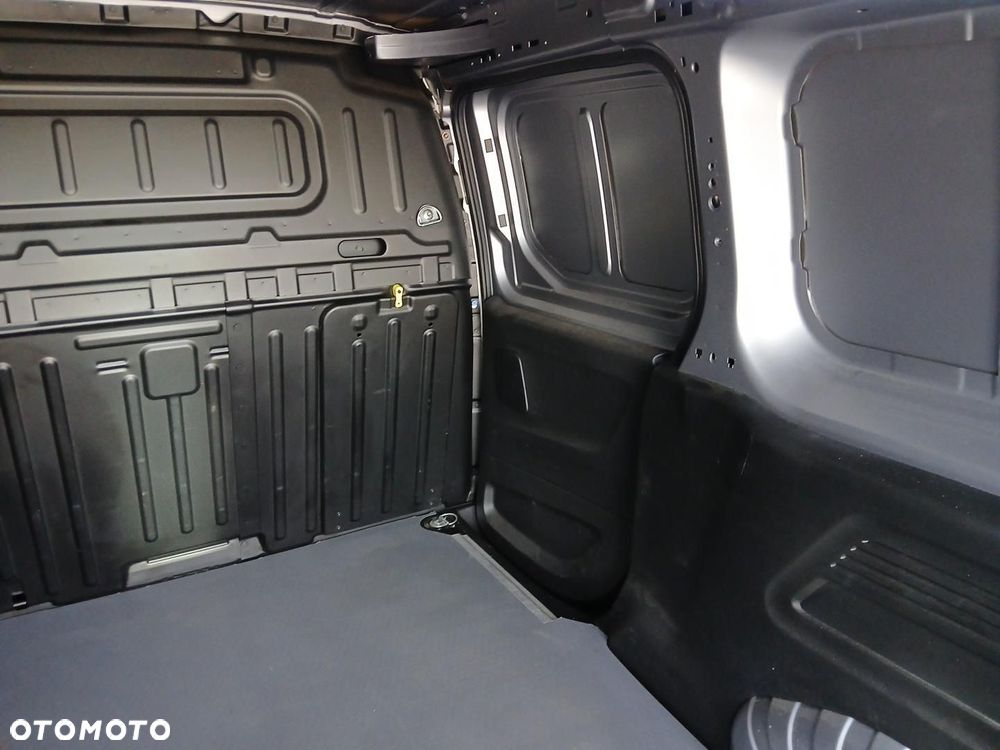 Toyota PROACE CITY - 17