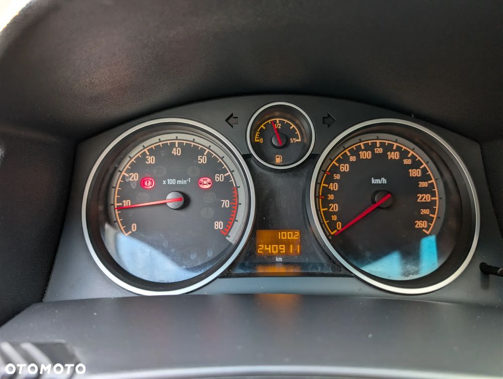 Opel Astra 1.6 Cosmo - 35
