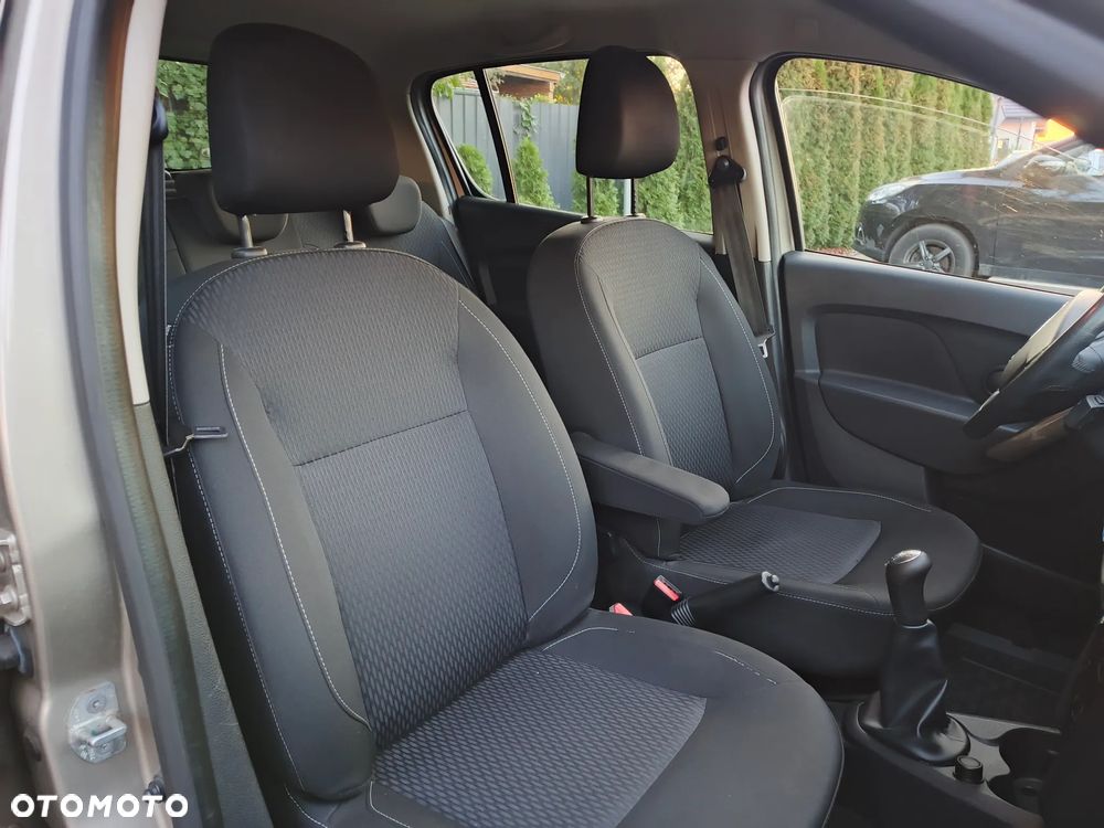 Dacia Sandero - 9
