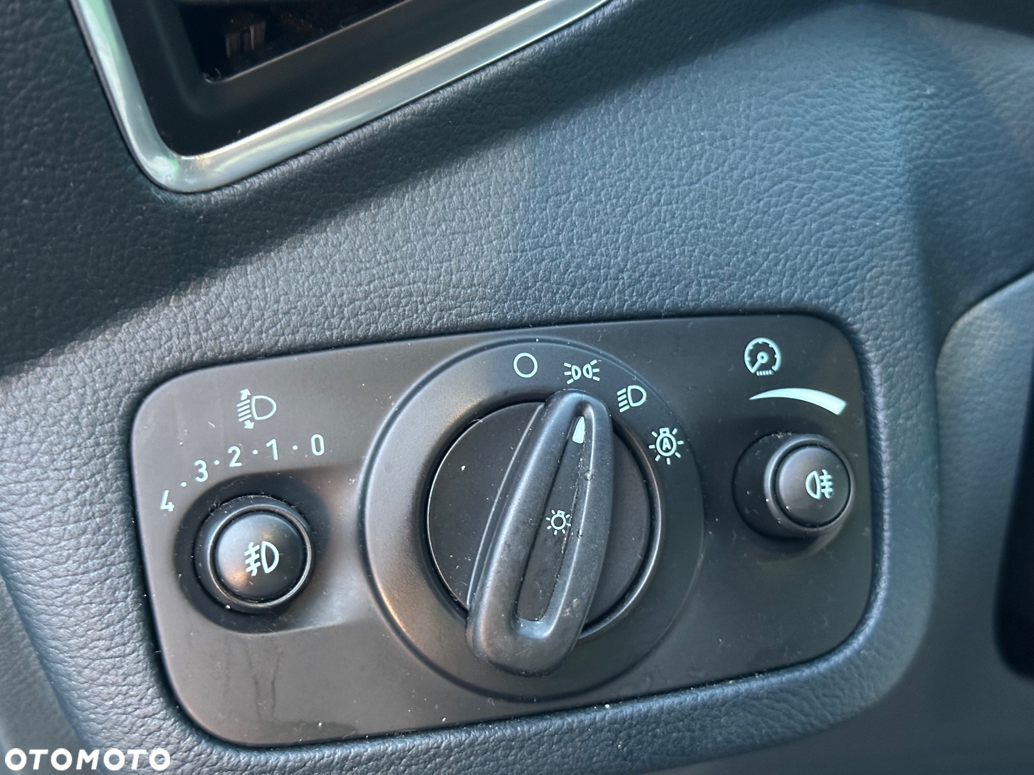 Ford Grand C-MAX 1.6 EcoBoost Trend ASS - 32