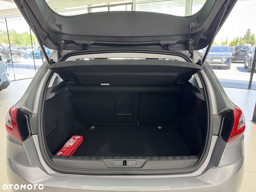 Peugeot 308 1.2 PureTech GPF Active Pack Business S&S - 17